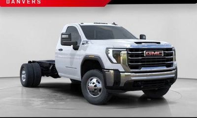 2026 GMC Sierra HD Pro