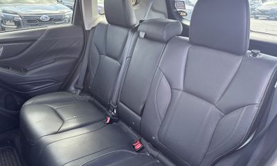 2023 Subaru Forester Touring ES Navi