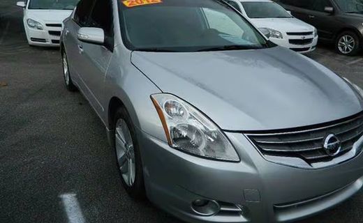 2012 Nissan Altima SR