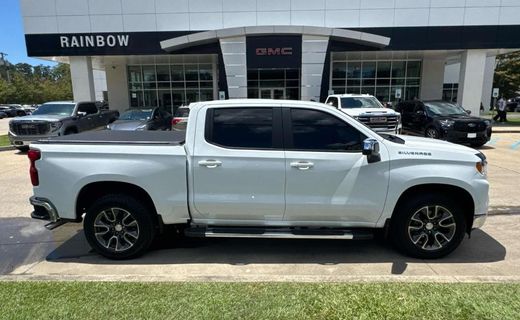 2024 Chevrolet Silverado LT