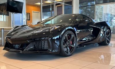 2025 Chevrolet Corvette E RAY Preferred