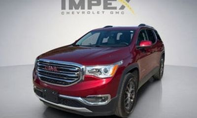 2019 GMC Acadia SLE 2