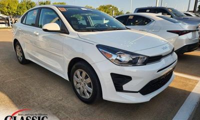 2023 Kia RIO