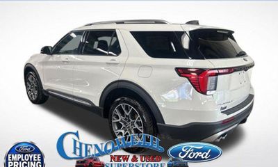 2025 Ford Explorer Platinum