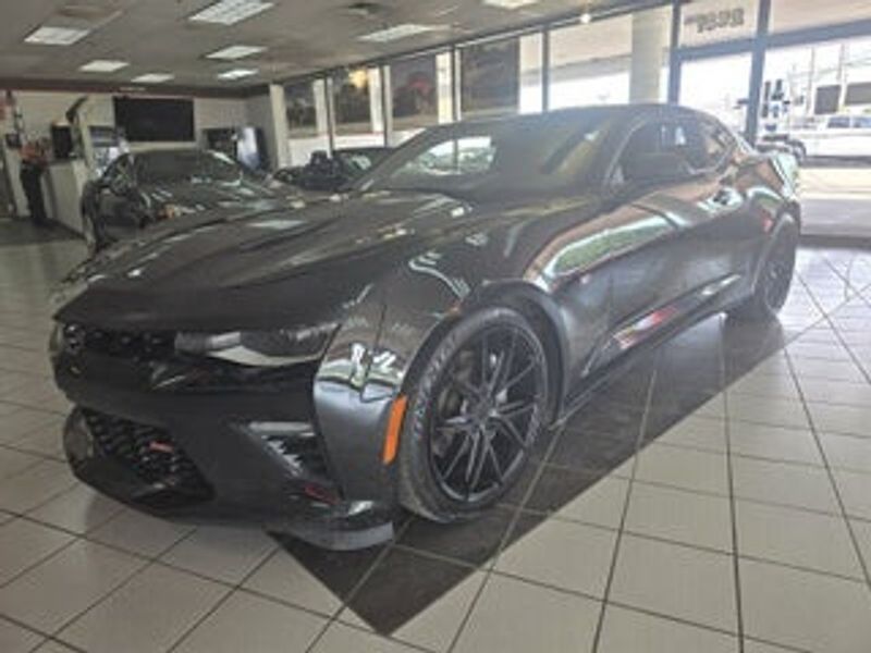 2017 Chevrolet Camaro — a typically priced live listing