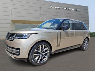 2026 Land Rover Range SE