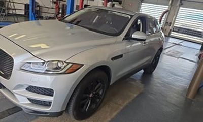 2017 Jaguar F-Pace Premium