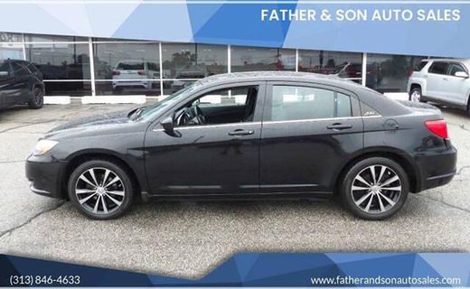 2013 Chrysler 200 Touring