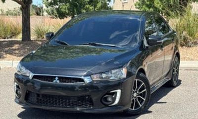 2017 Mitsubishi Lancer ES