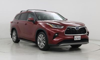 2022 Toyota Highlander Platinum