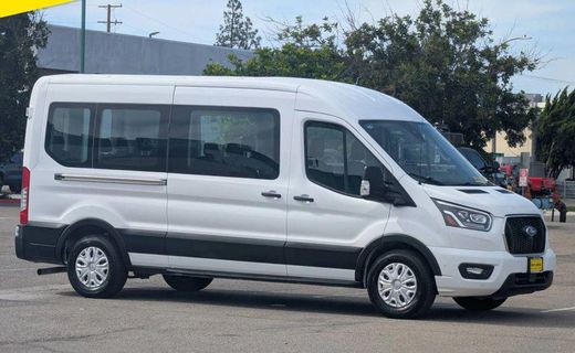 2023 Ford Transit Medium Roof