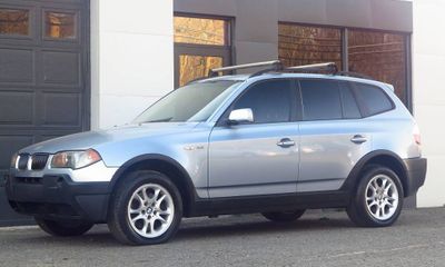 2005 BMW X3 2 5I