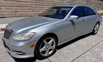 2010 Mercedes-Benz S-Class S550