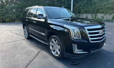 2019 Cadillac Escalade Luxury