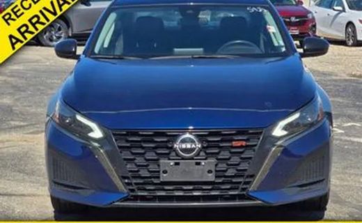 2024 Nissan Altima SR
