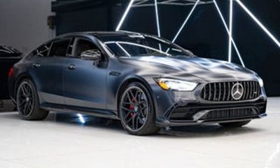 2020 BMW M8 Base