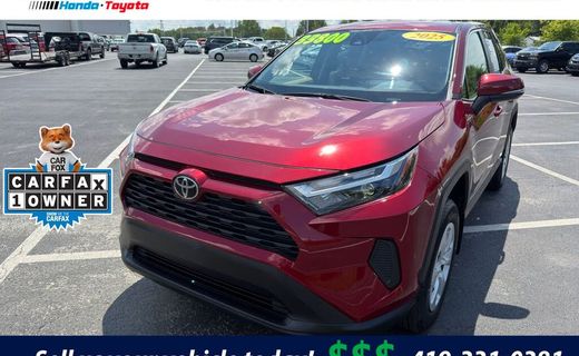 2025 Toyota RAV4 LE