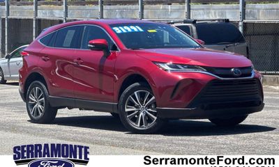 2023 Toyota Venza XLE