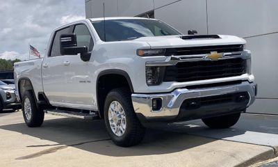 2025 Chevrolet Silverado HD LT