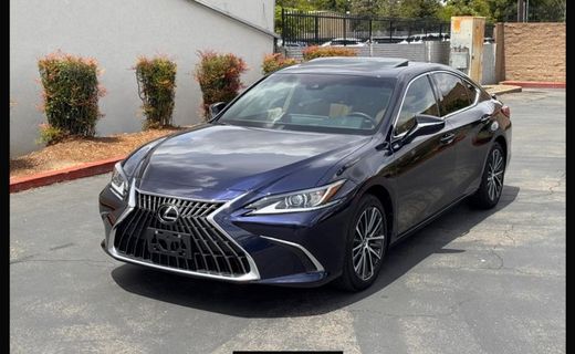 2023 Lexus ES 300H Premium