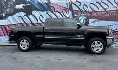 2016 Chevrolet Silverado High Country