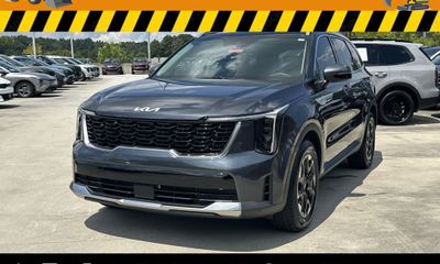 2024 Kia Sorento S