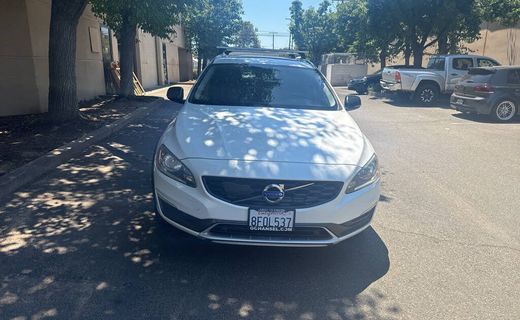 2015 Volvo V60CC Premier