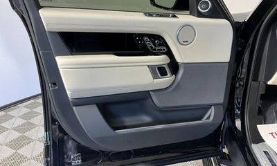 2021 Land Rover Range P525 Autobiography