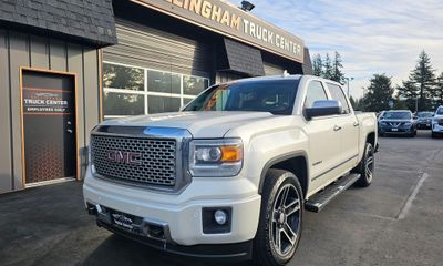 2015 GMC Sierra Denali
