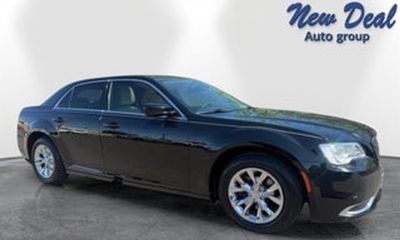2015 Chrysler 300 Limited