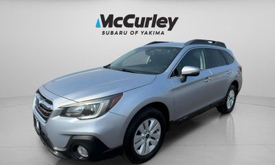 2018 Subaru Outback Premium ES