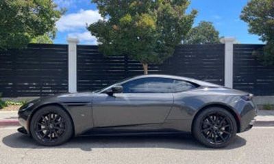 2017 Aston Martin DB11 V12 Coupe