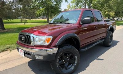 2003 Toyota Tacoma Deluxe