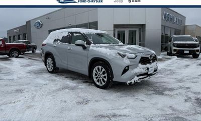 2022 Toyota Highlander Limited