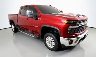 2024 Chevrolet Silverado HD LT