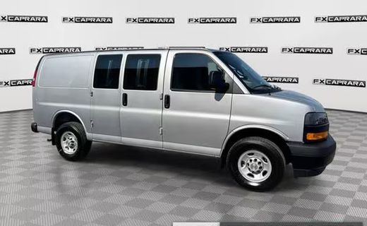 2025 Chevrolet Express 2500