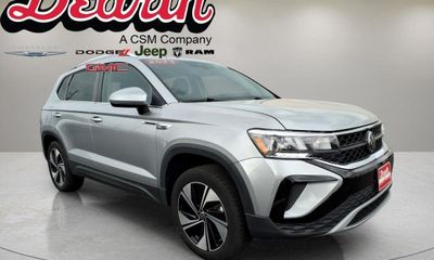 2023 Volkswagen Taos 4Motion SE