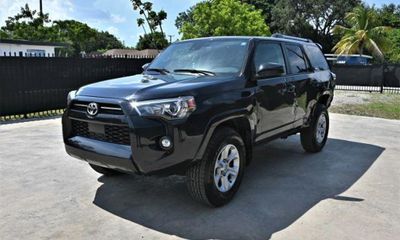 2024 Toyota 4Runner SR5