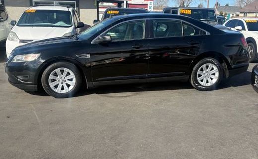 2012 Ford Taurus SE