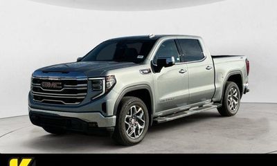 2025 GMC Sierra SLT