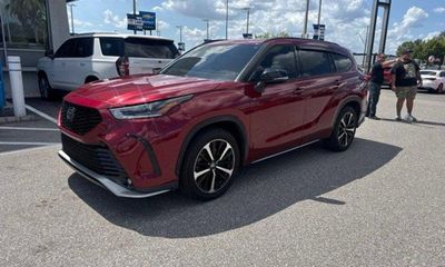 2021 Toyota Highlander XSE NAV JBL