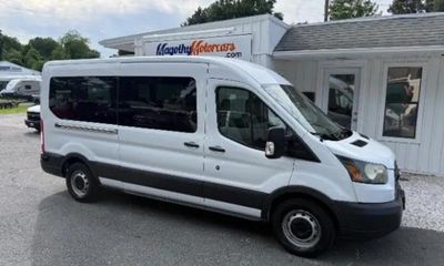 2016 Ford Transit SRW Medium Roof