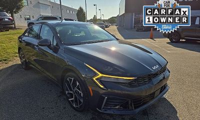 2025 Kia K5 EX