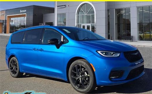 2026 Chrysler Pacifica Select