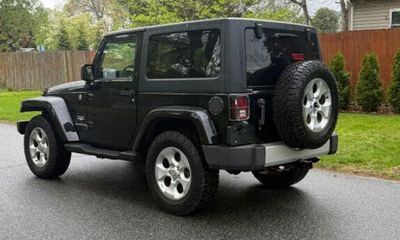 2013 Jeep Wrangler Sahara