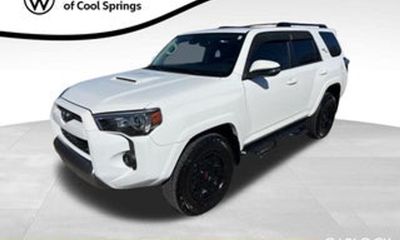 2023 Toyota 4RUNNER TRD Offroad
