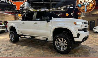 2019 Chevrolet Silverado RST