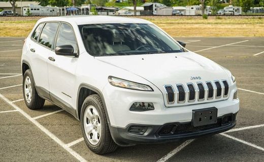 2016 Jeep Cherokee Sport