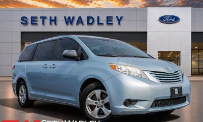2015 Toyota Sienna LE