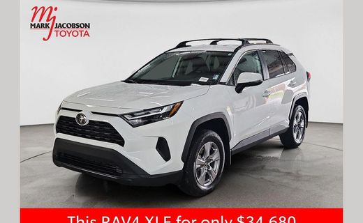 2025 Toyota RAV4 XLE